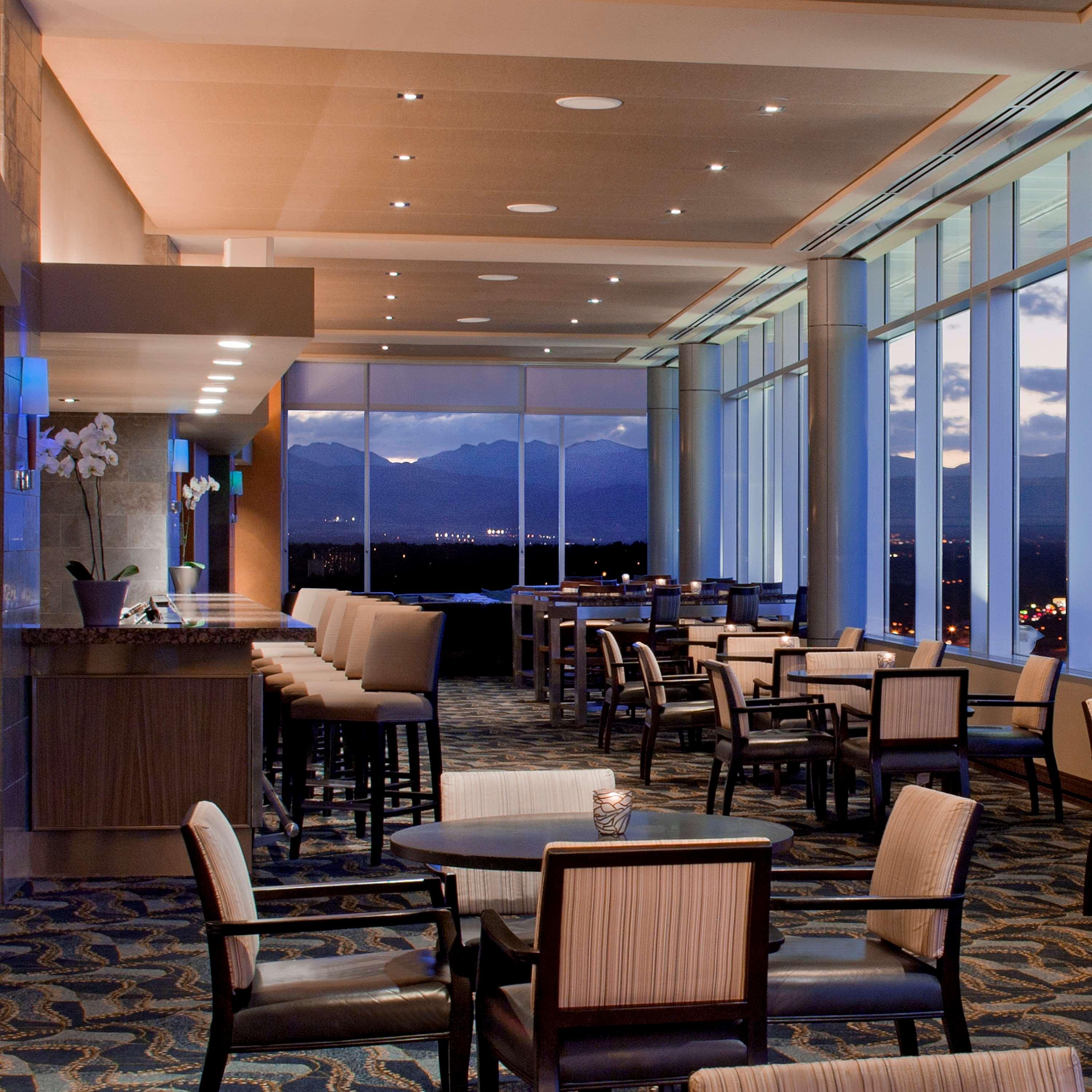Hampton Inn & Suites Denver-Cherry Creek Exterior photo